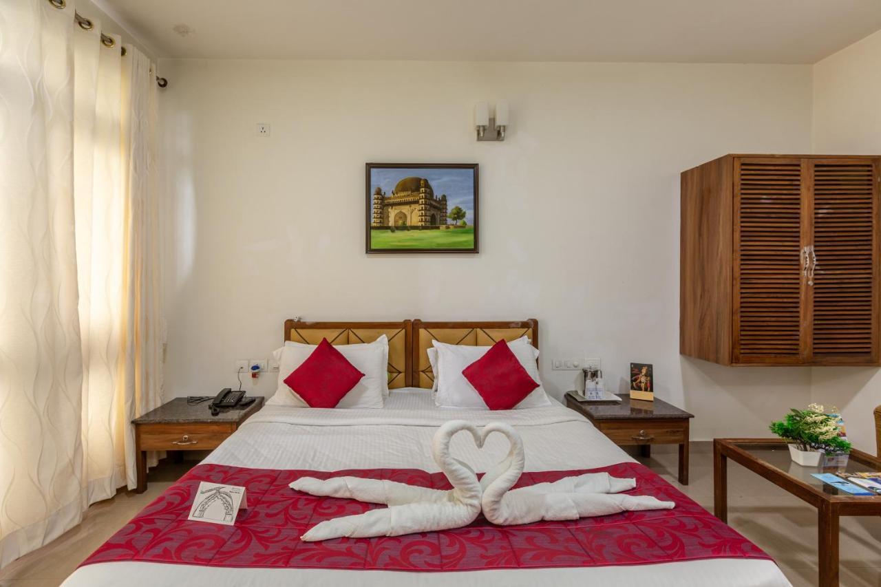 Kstdc Hotel Mayura Pine Top Nandi Hills 外观 照片